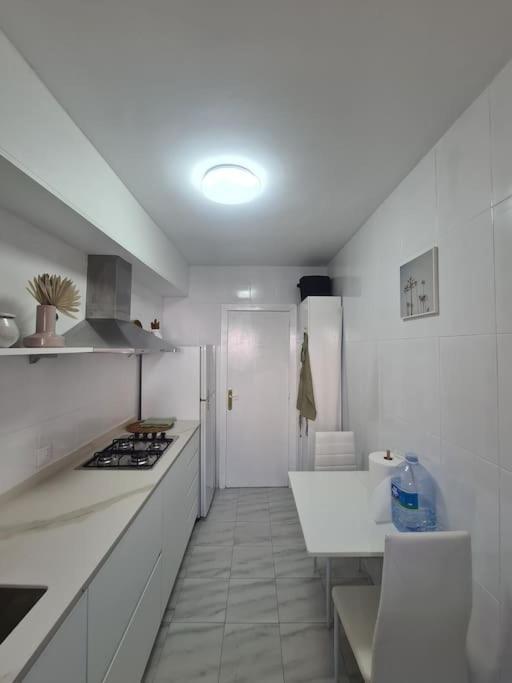 Nice Beachside 2-Bd Apt Near Barcelona Cunit Kültér fotó