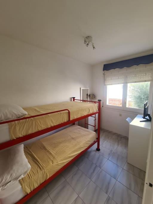 Nice Beachside 2-Bd Apt Near Barcelona Cunit Kültér fotó