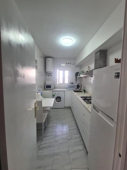 Nice Beachside 2-Bd Apt Near Barcelona Cunit Kültér fotó