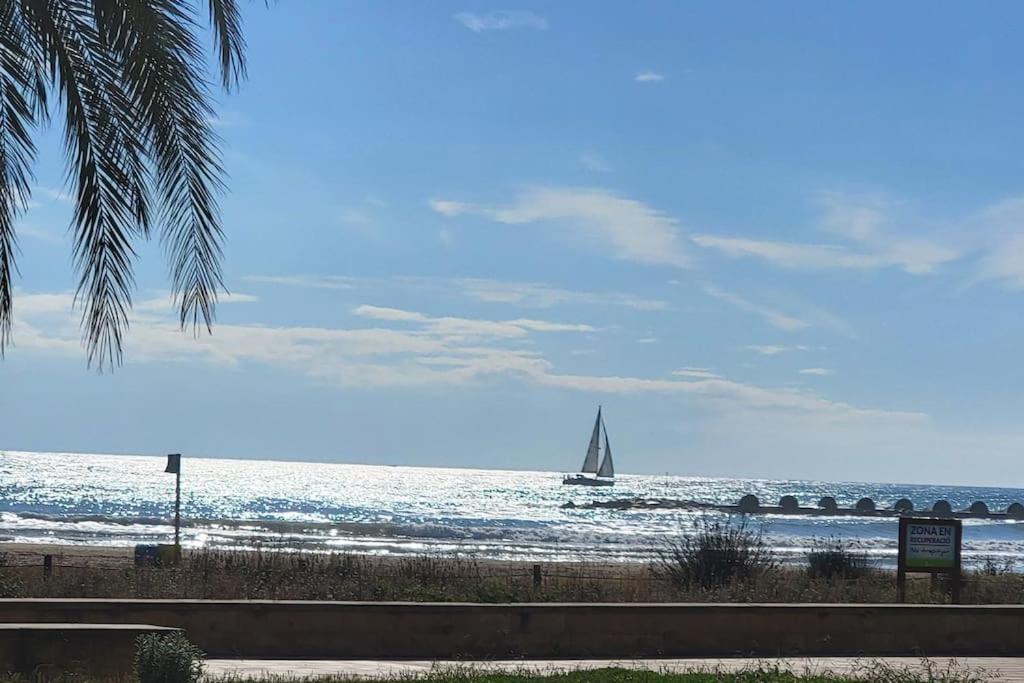 Nice Beachside 2-Bd Apt Near Barcelona Cunit Kültér fotó